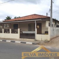 Im�vel com 03 Resid�ncias!