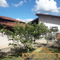 Terreno com 1.086m com casa