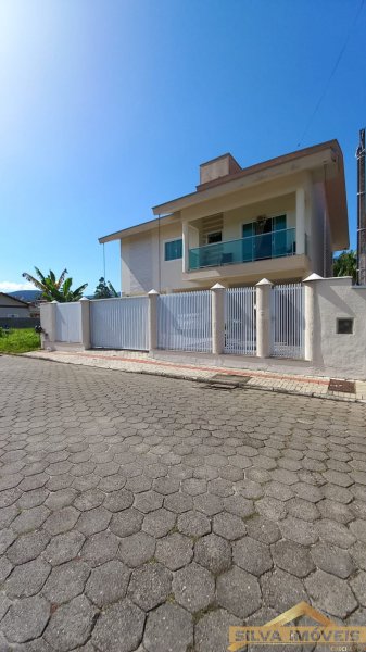 CASA ALTO PADRO