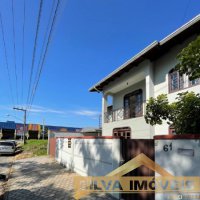 LINDA CASA NO CENTRO