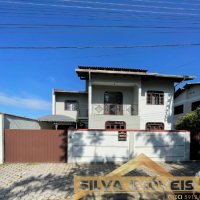 LINDA CASA NO CENTRO