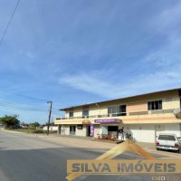 2 APARTAMENTOS COM 3 SALAS COMERCIAIS