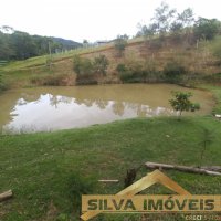 PROPRIEDADE RURAL COM 03 QUARTOS 
