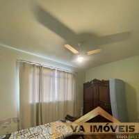 Casa em ponto comercial