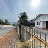 CASA NO CENTRO ALTO DE S�O JO�O BATISTA