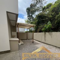 SOBRADO A VENDA EM CANELINHA
