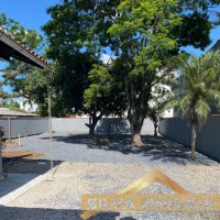 CASA NO CENTRO PARA LOCA��O