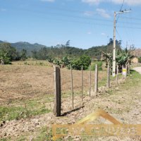 TERRENO � VENDA EM TIJUCAS!