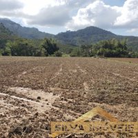 TERRENO � VENDA EM TIJUCAS!